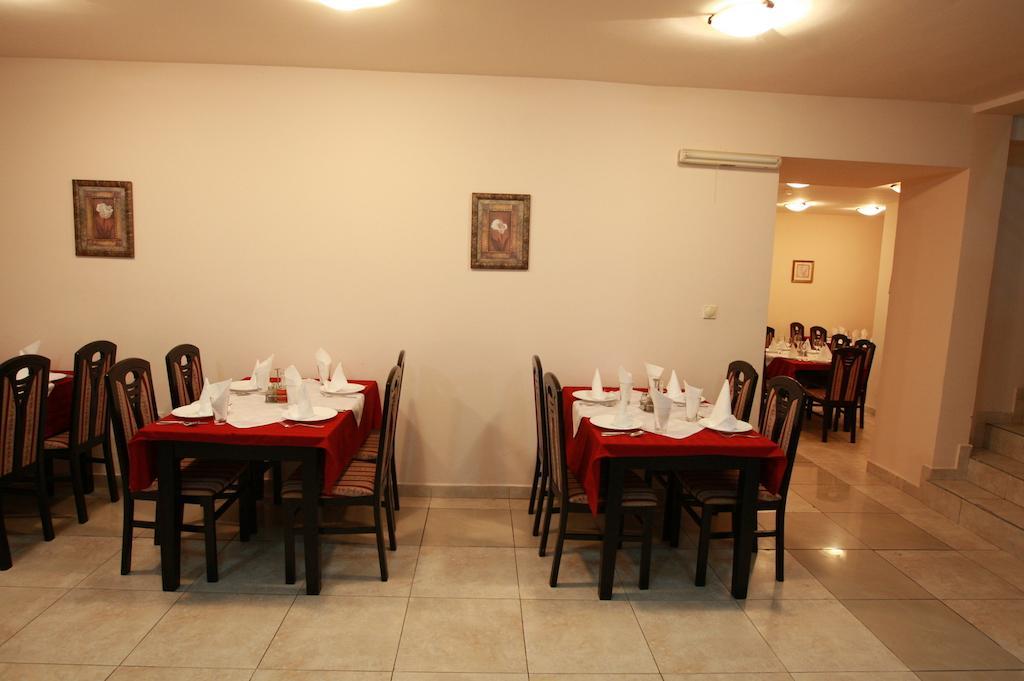 Hotel Vila Prestige Budva Exteriör bild