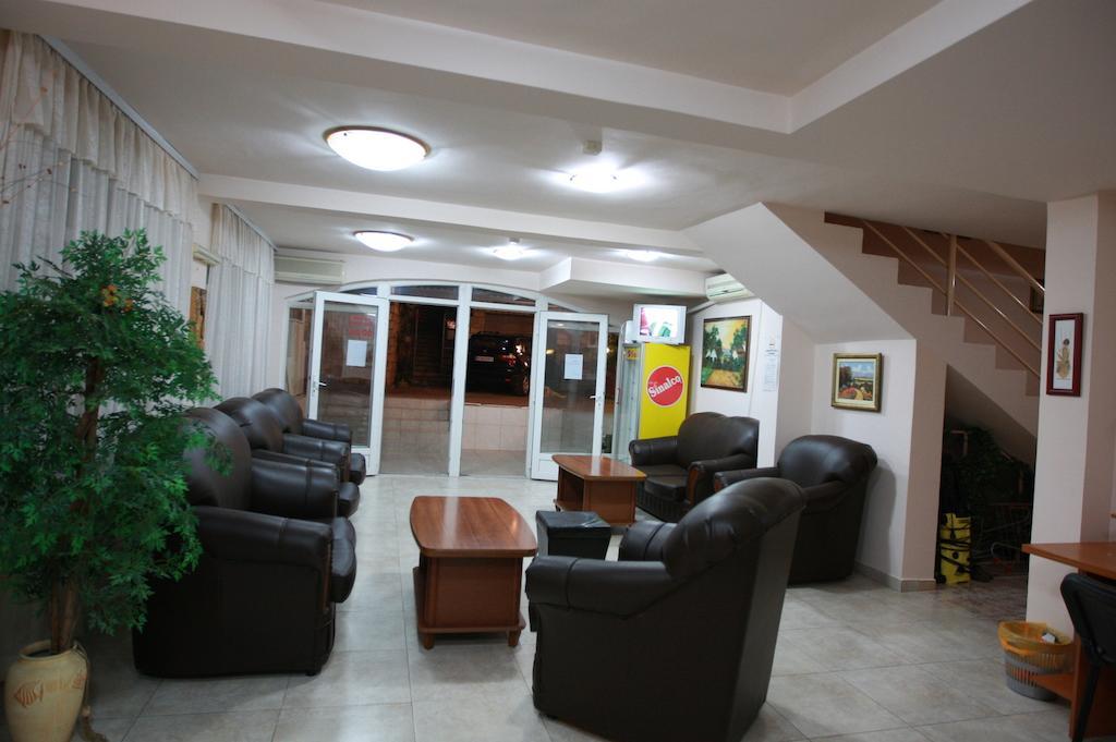 Hotel Vila Prestige Budva Exteriör bild